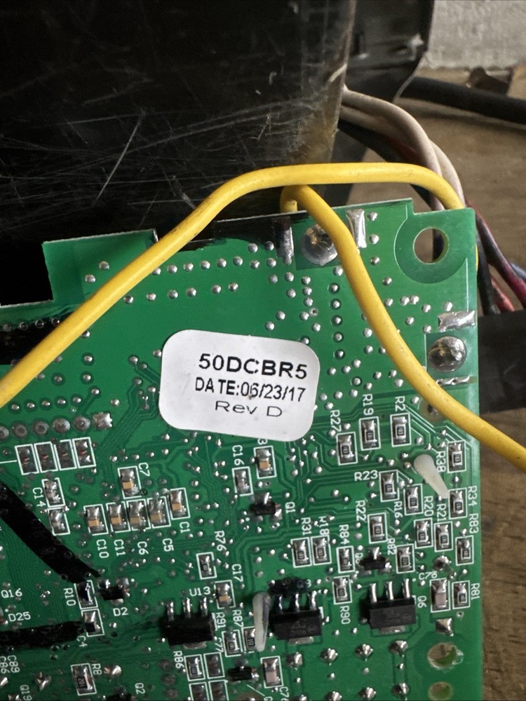 50DCBR5 6/23/2017 Chamberlain ￼Logic board Yellow learn button 100% Returnable