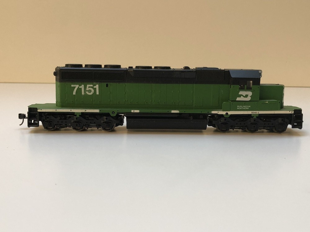 Burlington Northern Model Train Engine 7151 Electric