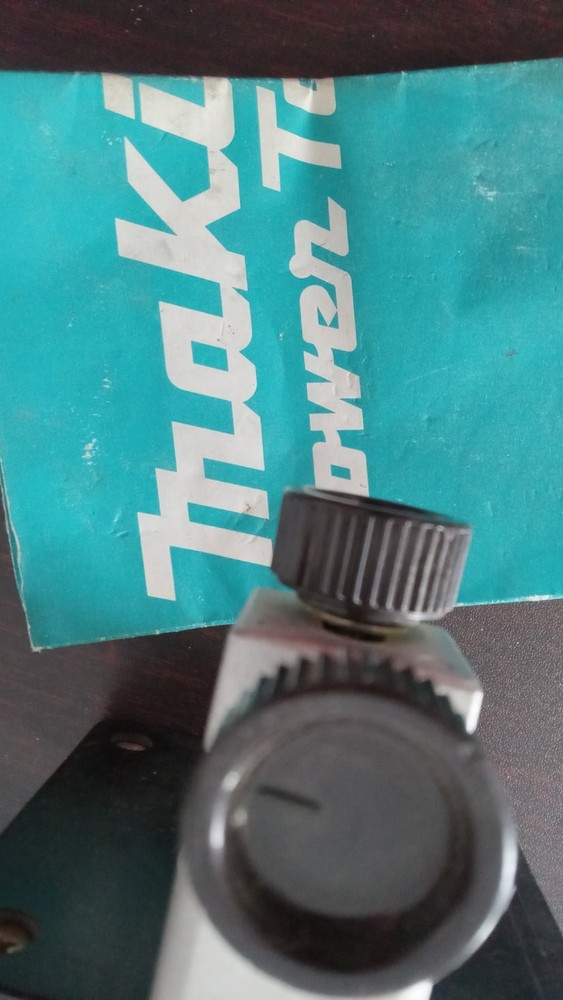 used makita 3700b compact router