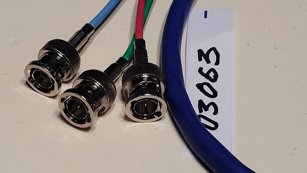 High Resolution Vidio Cable, approx. 3 ft