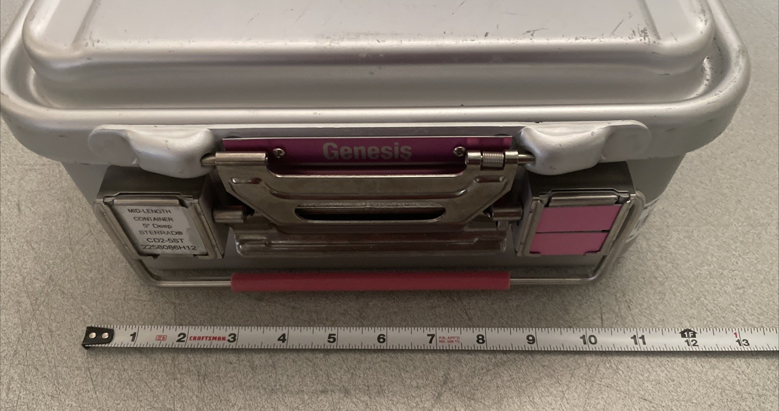 V. Mueller CD2-5ST Genesis 19" x 12" x 5" Mid-Length Container w/ 2 Trays