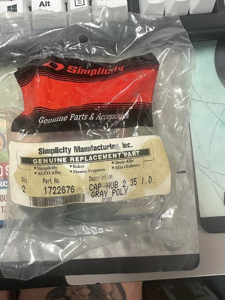 1722676