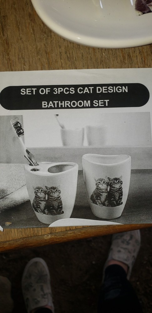 3pcs Cat Design Ceramic Bathroom Set