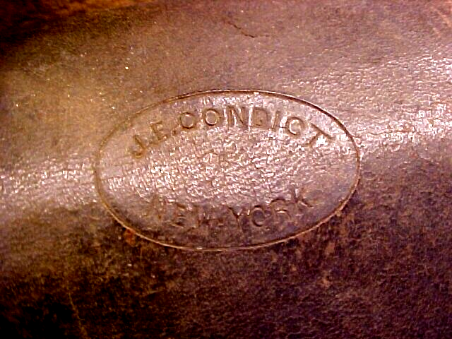 POW? Virgin Group Civil War Cap Box, 7 CS Bills Notes, Small Concealable Knife