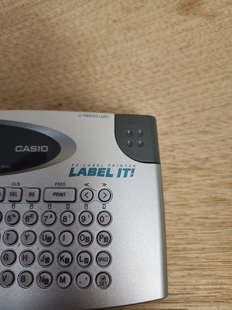 Casio KL-60 Label it! EZ-Label Printer Plus Label Maker With Labels Tested