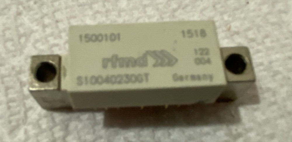 RFMD S10040230GT  Linear amplifier