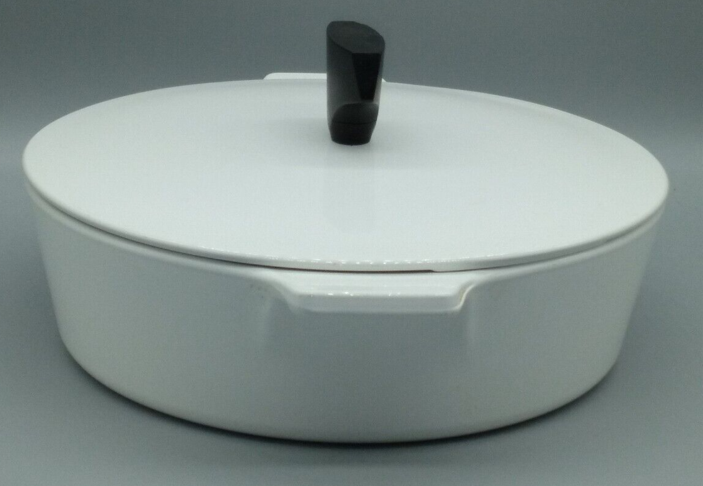 Vintage Corningware 1960s Buffet Server Small Round Lidded Casserole B-1