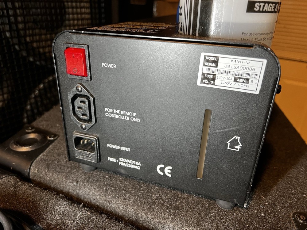 Rosco Mini V Fog Machine 120V