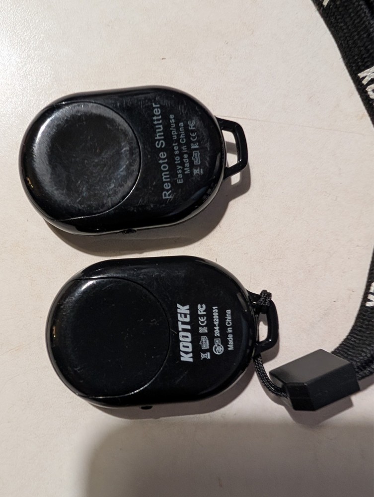 🔥 2-Pack KOOTEK Bluetooth Wireless Camera Remote Shutters - Tested Working!