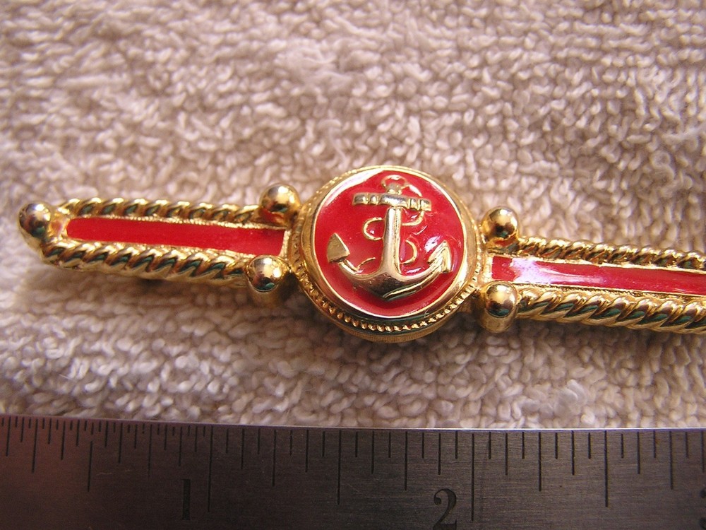 Vintage Anchor Pin Red