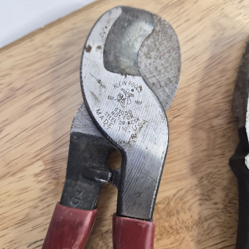 Klein Tools J63050 Journeyman™ High Leverage Cable Cutter & Klein Tool D213-9NE