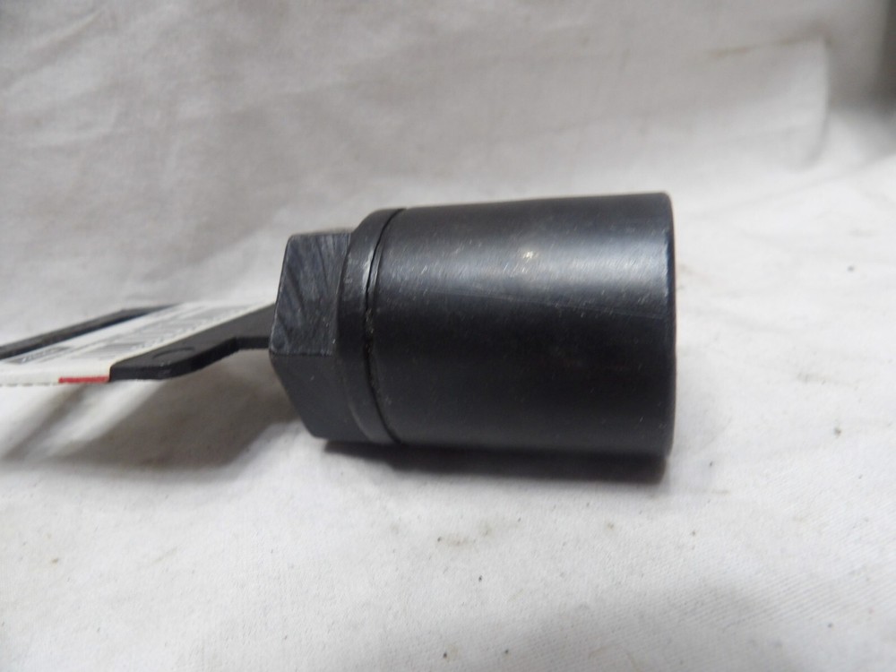Lisle Oil Pressure Switch Socket #13200