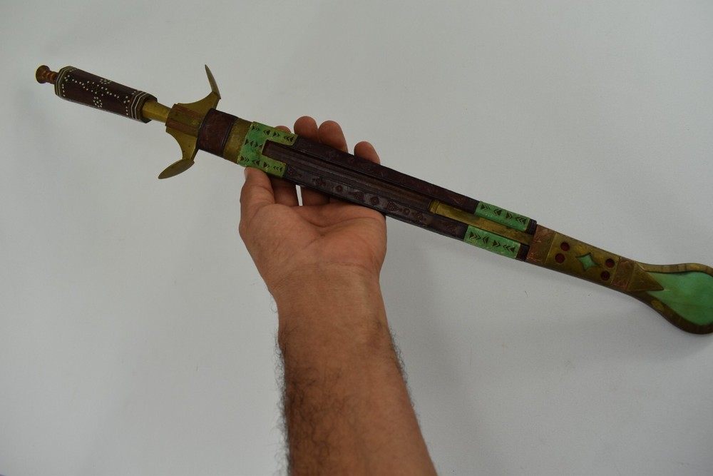 Elaborately Crafted Tuareg Telek Dagger
