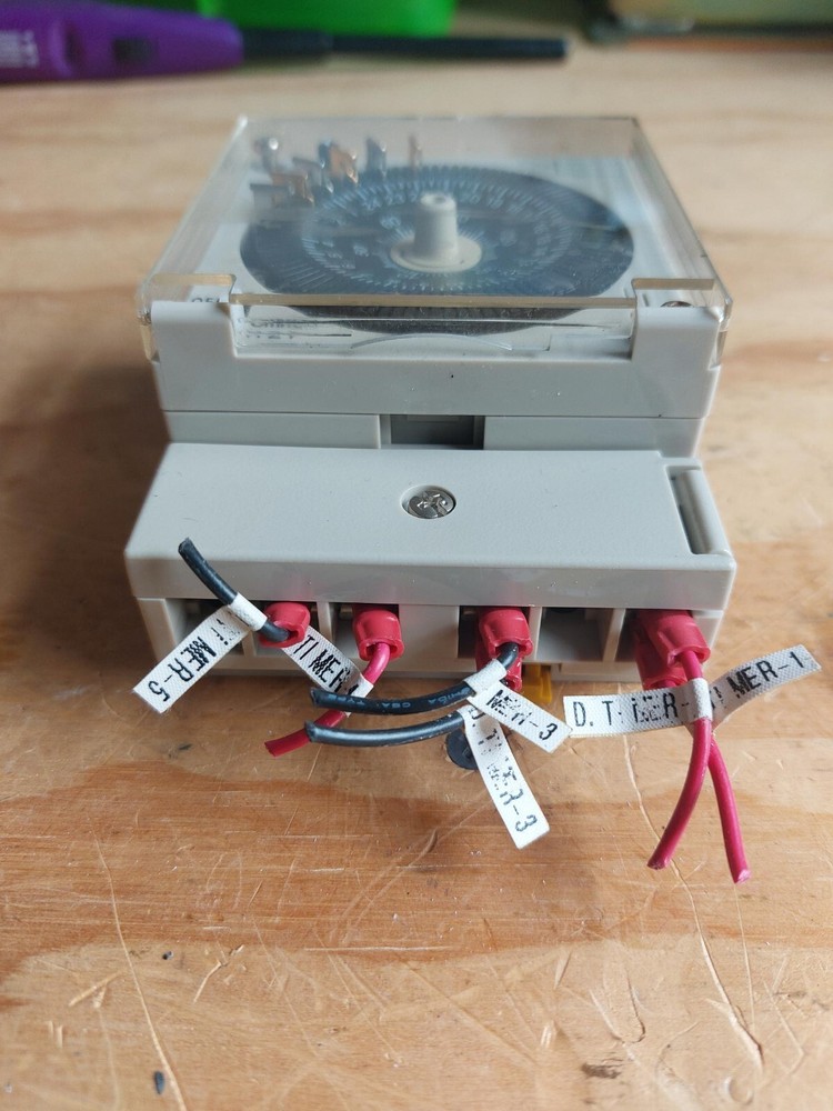 Toshiba CT DAS Timer OMRON H2F-DF Used