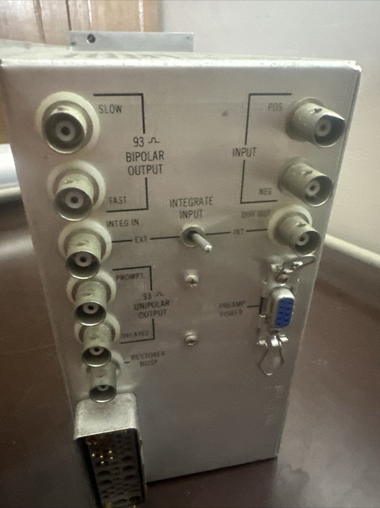 Research Amplifier Model 1412