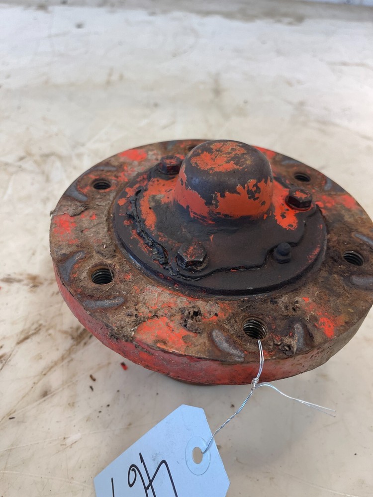 1982 Case 1190 Tractor Front Hub