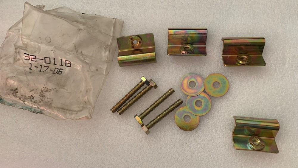 (4 PACK) 32-0118 Leaf Spring Shackle Retainer Hold Down Clamp