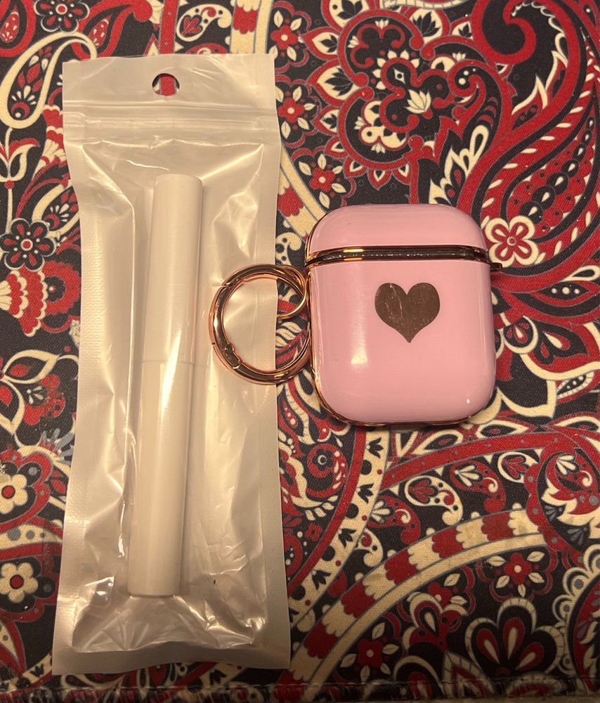 Airpod case for generation 1 & 2 includes cleaning tool and key ring