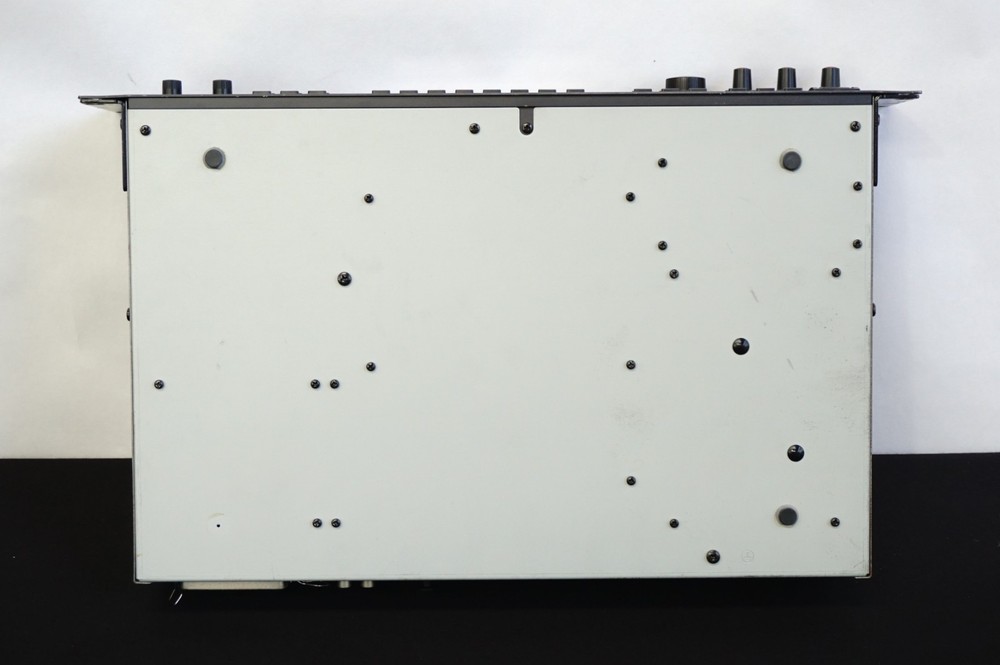 Roland VP-9000 VariPhrase Processor Sampler Vocal Processor 2U Rack Mount - 100V