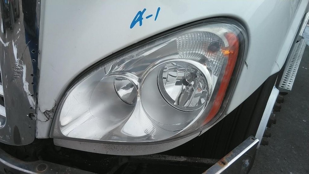 For 2012 FREIGHTLINER CASCADIA 2007-2018 HEADLIGHT Left ,  OH