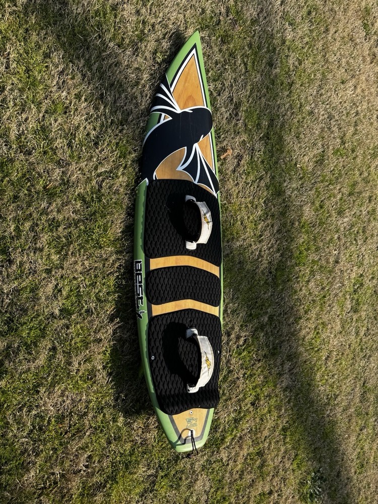 Best Kite Surfboard