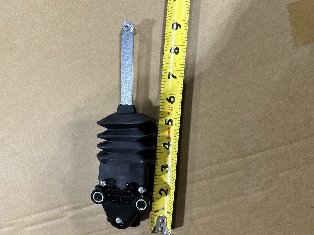 WABCO RWABK011 - Suspension Self-Leveling Valve