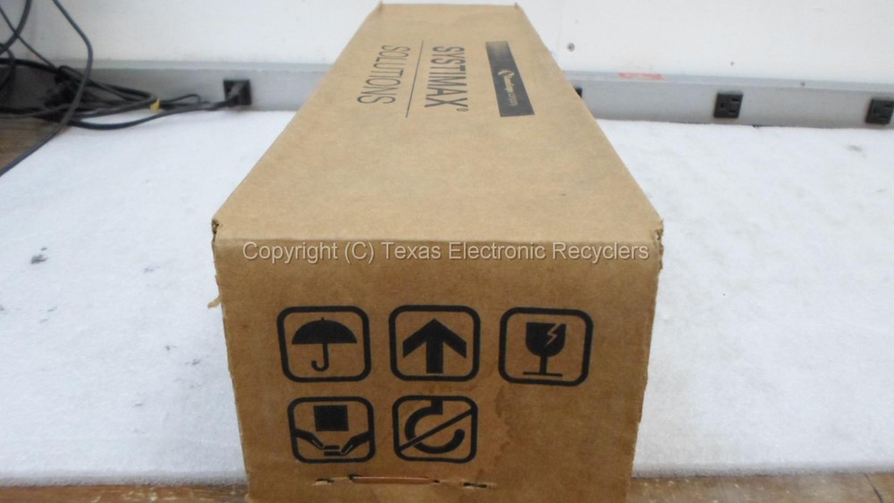 Commscope 1100D2-35-19 106830623 Cable Management Panel