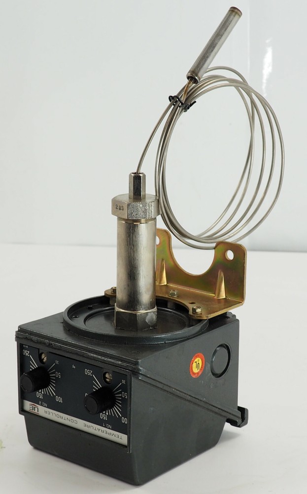 United Electric Controls Temperature Controller E302-2BSB 30 - 250F