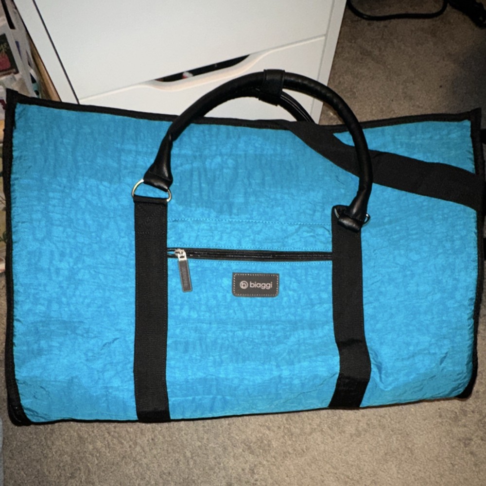 Biaggi 22" Nylon Duffle Bag Solid Blue/Black, Adjustable Shoulder Strap