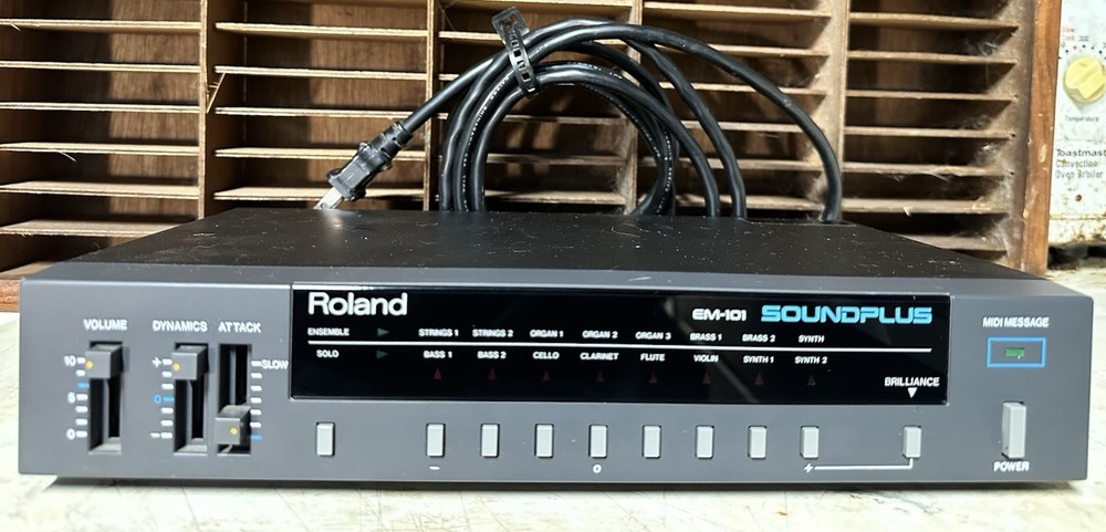 1985 Roland EM-101 Sound Plus Analogue Synth Module