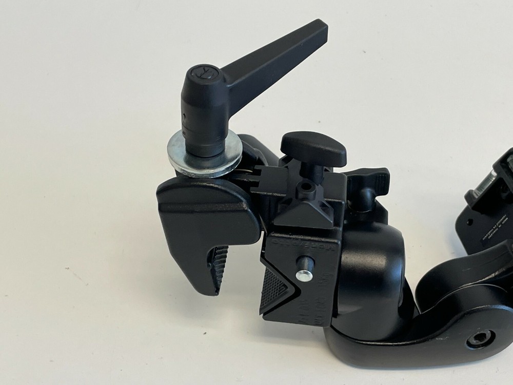 PP7: Silk / Manfrotto Tripod Camera Attachment