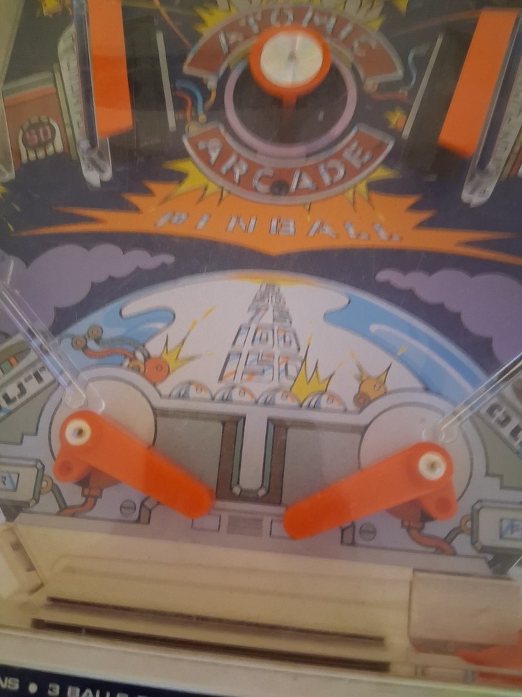 Tomy atomic arcade pinball machine