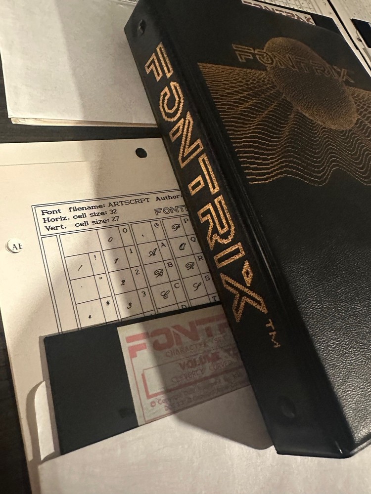 Fontrix typesetting software complete with Fontpaks Apple II plus IIe computer