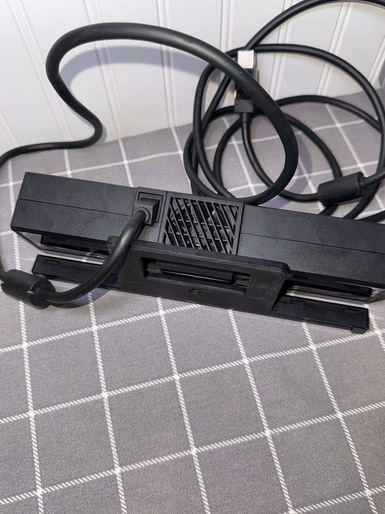 Microsoft Xbox One Kinect Camera Motion Sensor Bar