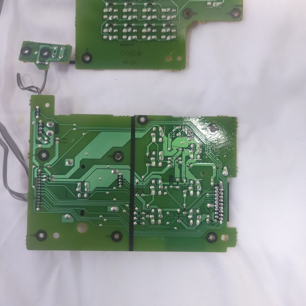 Sony CDP-CX205 200-Disc Mega CD Changer Player Part Screen Button Circuit Boards
