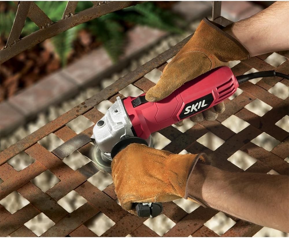 Power Tool: 6A Angle Grinder - Quick Guard Adjustment