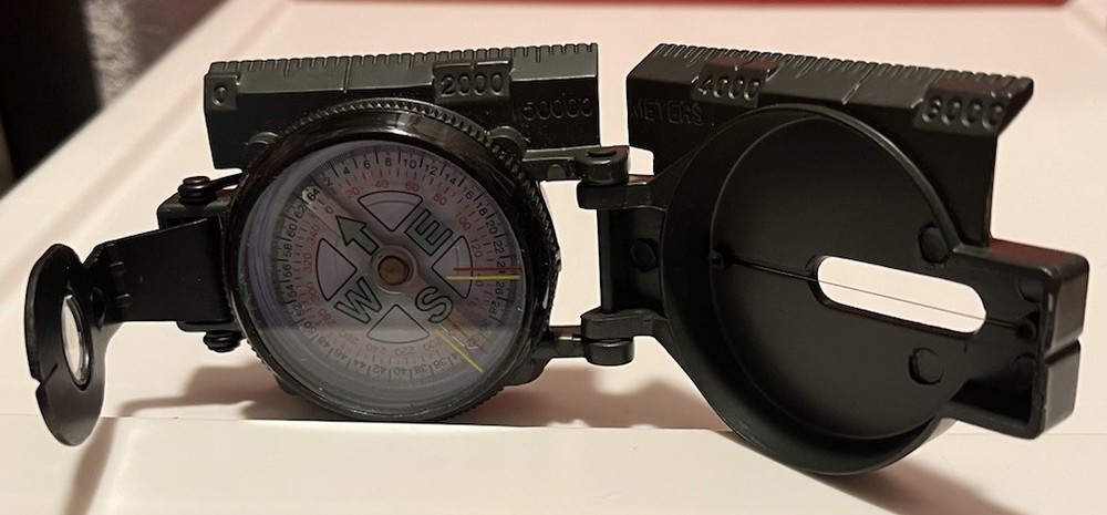 WOOLRICH ENGINEER LENSATIC COMPASS W/Instructions FOLDING FIELD Black Hard Case