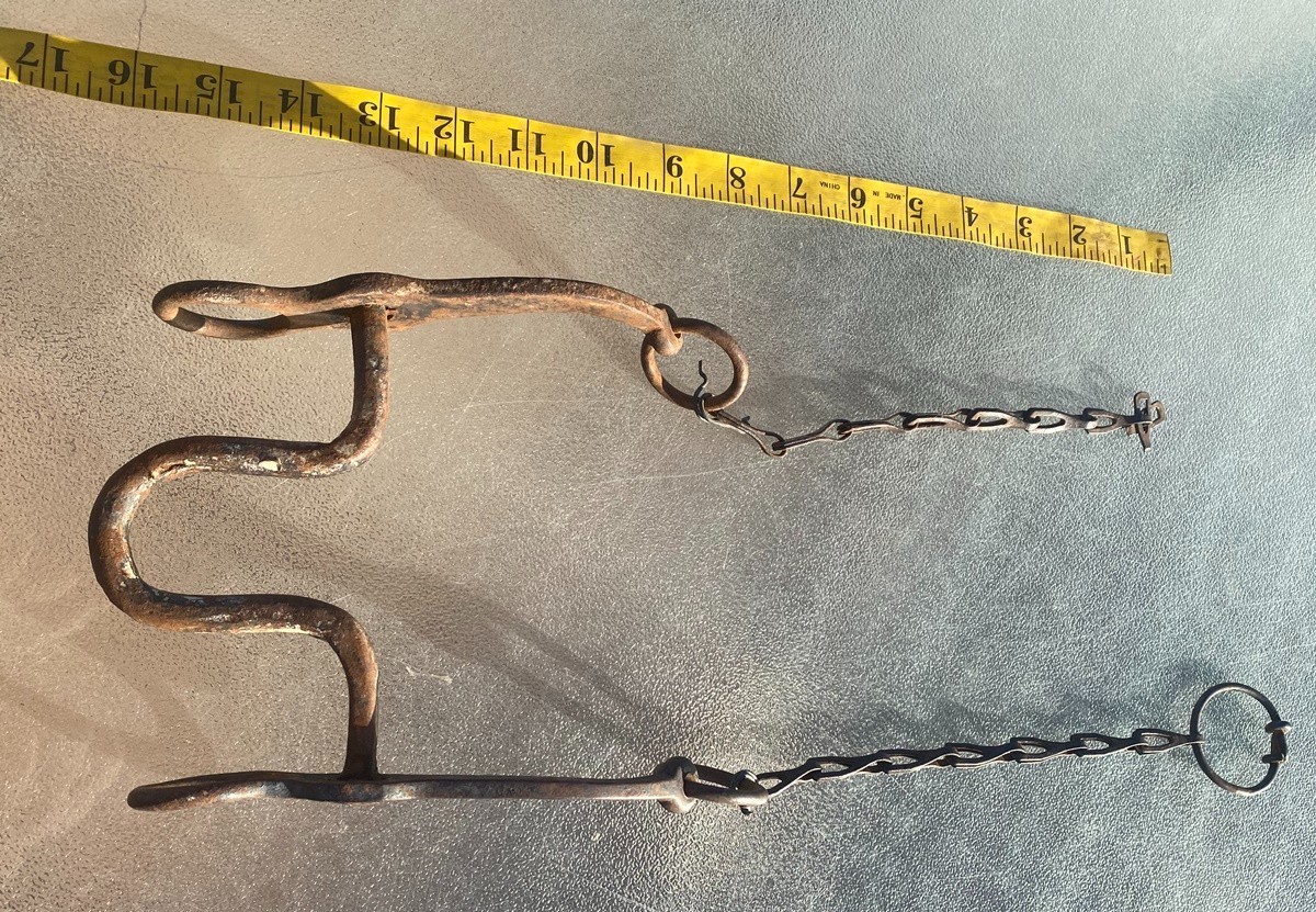 High Port Old Rusty Horse Bit w/ Rein Chains - Antique Collectible Great Deco!