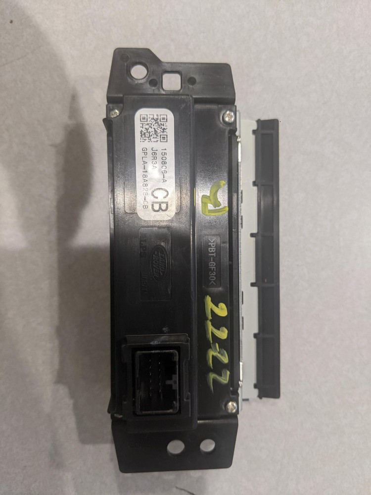 2016 RANGE ROVER Right Touch Screen Control Module ID# GPLA-18A828-CB