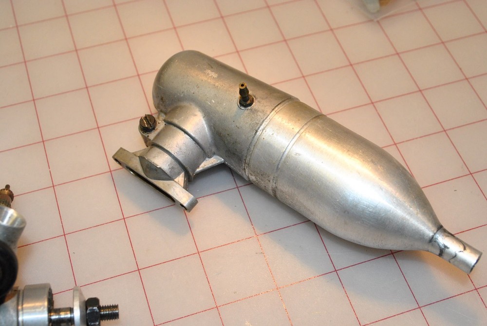 SuperTigre GS 40 Ring Rc Airplane Engine with muffler. Nice!