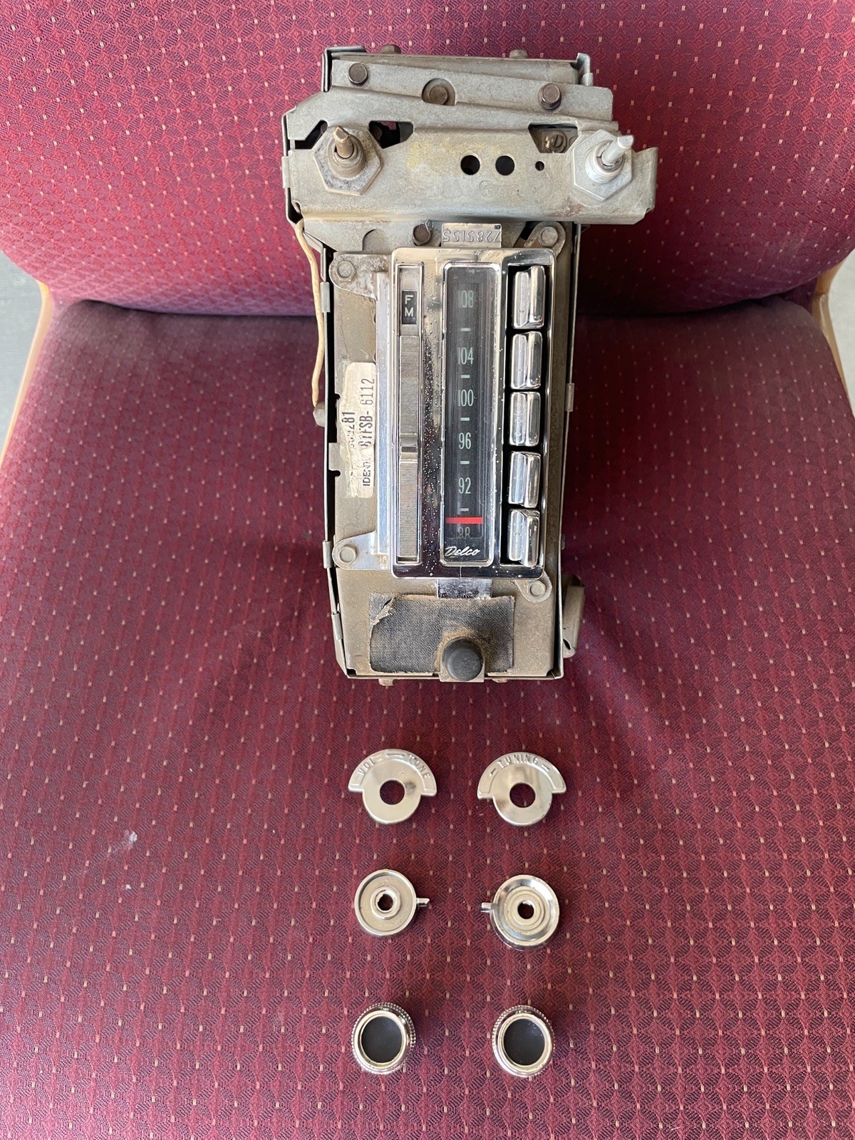 1966 C2 Corvette AM/FM Radio w/ Control Knobs