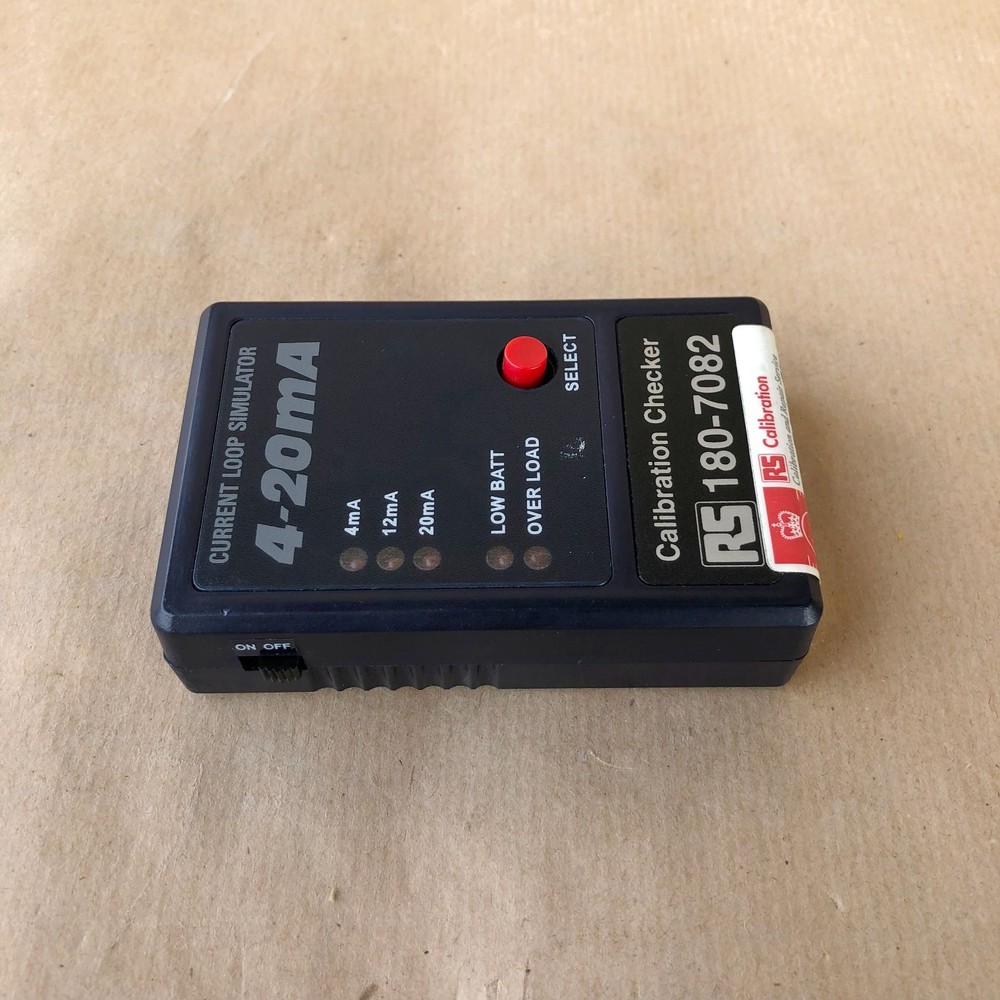 RS 180-7082 CALIBRATION CHECKER AND CURRENT LOOP SIMULATOR