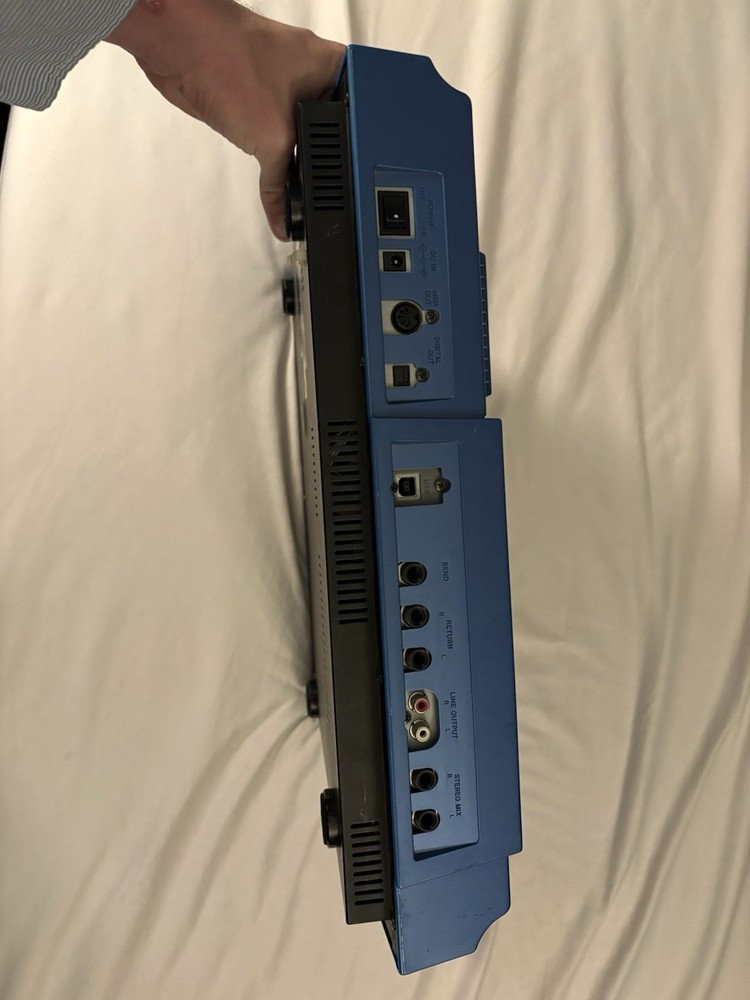 TASCAM DP-01 8-Track Digital Recorder READ DESCRIPTION: “Please Wait…” ERROR