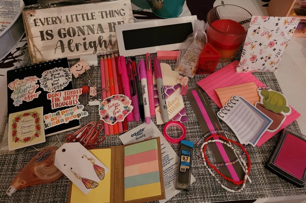 Mystery Ball Stationery Bundle