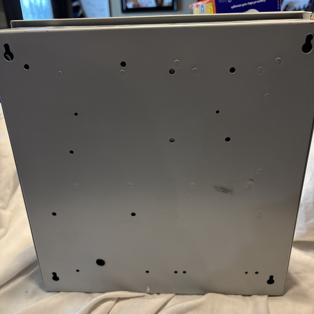 Altronix ALTV1224DC2 CCTV power supply