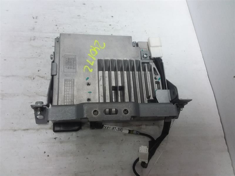 Radio Receiver AM FM CD Bluetooth 2016-2018 Mazda TK78669C0B