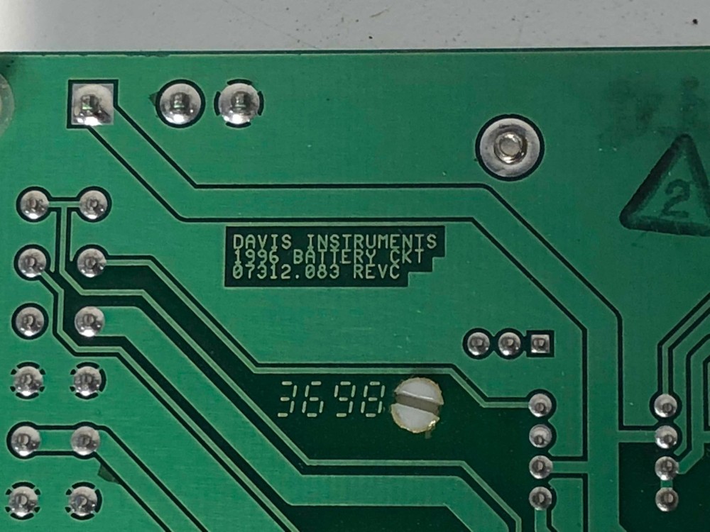 DAVIS INSTRUMENTS 1996 BATTERY CKT 07312.083 REVC SOLAR PANEL SWITCH BOARD