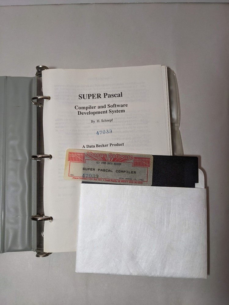 Commodore Super Pascal Compiler + Manual Data Becker