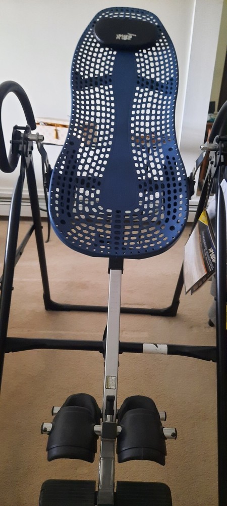 teeter hang ups inversion table used