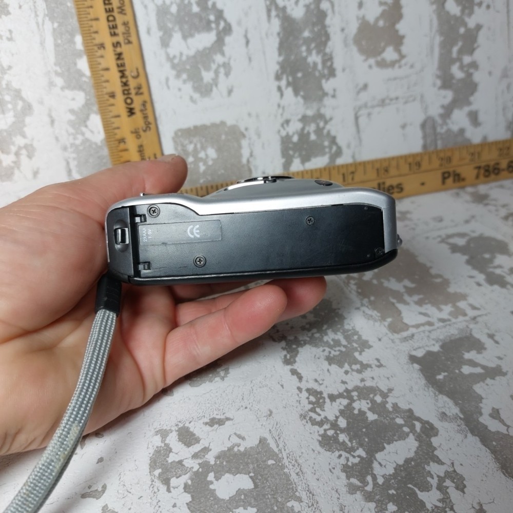 Kodak KV270 35mm Camera Silver Tested